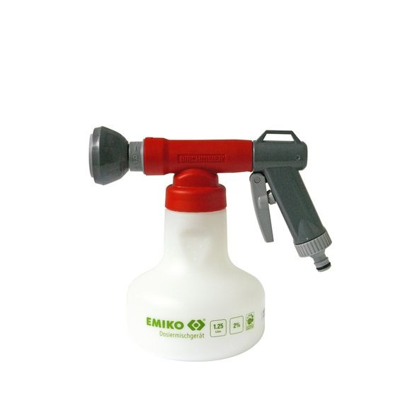 Dosiermischgerät für flüssige EM Produkte, ideal für große Flächen. Mit Anschluß für den Gartenschlauch